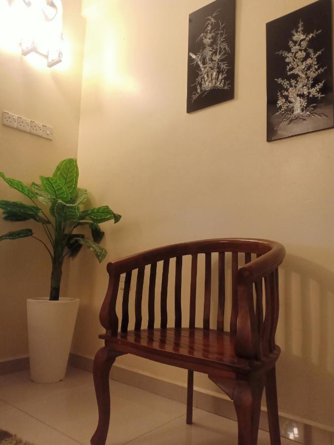 Kh Homestay Comfy N Calm 斯里曼绒 外观 照片